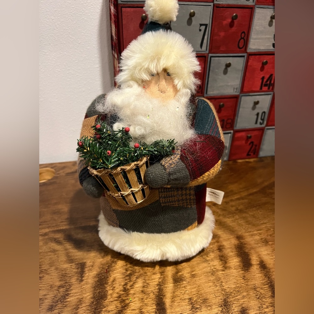 Vintage tender heart treasures Santa